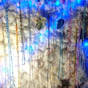 Waist beads